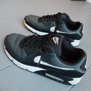 Nike Air Max Size 9 Mens